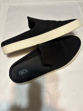 Women’s Nordstrom Rack Black Slip-On Canvas Loafers Size 10M